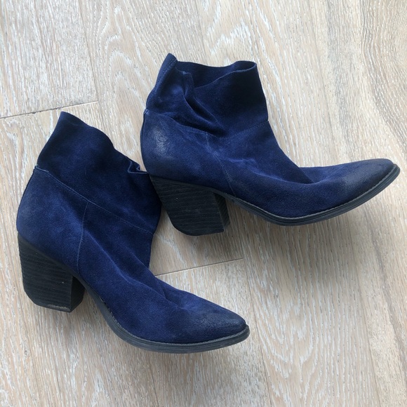 Aldo Blue Suede Boho Ankle Boots - Picture 4 of 4